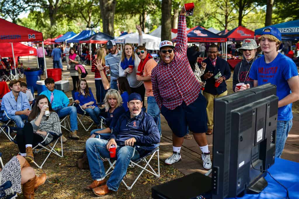 ole-miss-tailgating