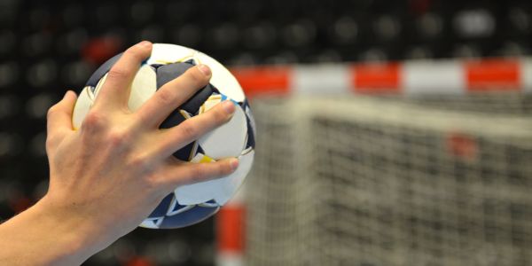 Handball bet with crypto